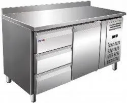 Купить стол морозильный cooleq gn2230bt бортик 3 ящика+1 дверь – цена от завода, доставка до двери | RuOborudovanie.ru