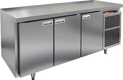 Стол охлаждаемый Hicold SN 111/TN O (-2+10),островн.,3 двери, 1835х600х85