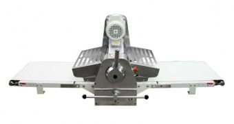 Тестораскатка настольная с моторизованным конвейером 43*170 см Kocateq OMJ450 – купить в Краснодаре по цене завода