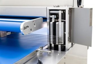 Машина для горизонтальной нарезки тортов и бисквита Danler GD-450 – купить в Краснодаре по цене завода