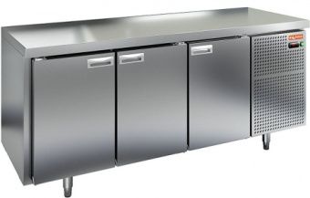Стол с морозильный шкафом Hicold Gn111/Bt O – купить в Краснодаре по цене завода