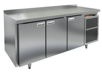 Стол охлаждаемый Hicold GN 111/TN (-2+10), 3 двери, 1835х700х850 – купить в Краснодаре по цене завода